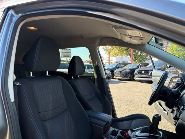 Used 2019 Gray Nissan SV image 28
