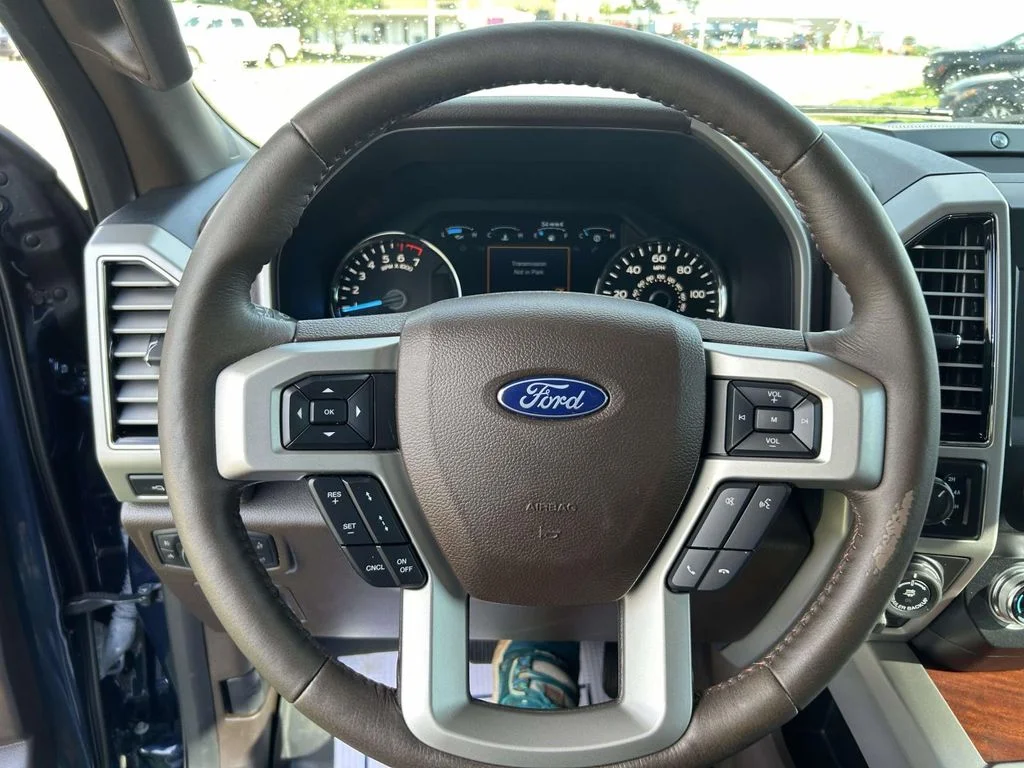 Used 2019 Blue Ford King Ranch image 26