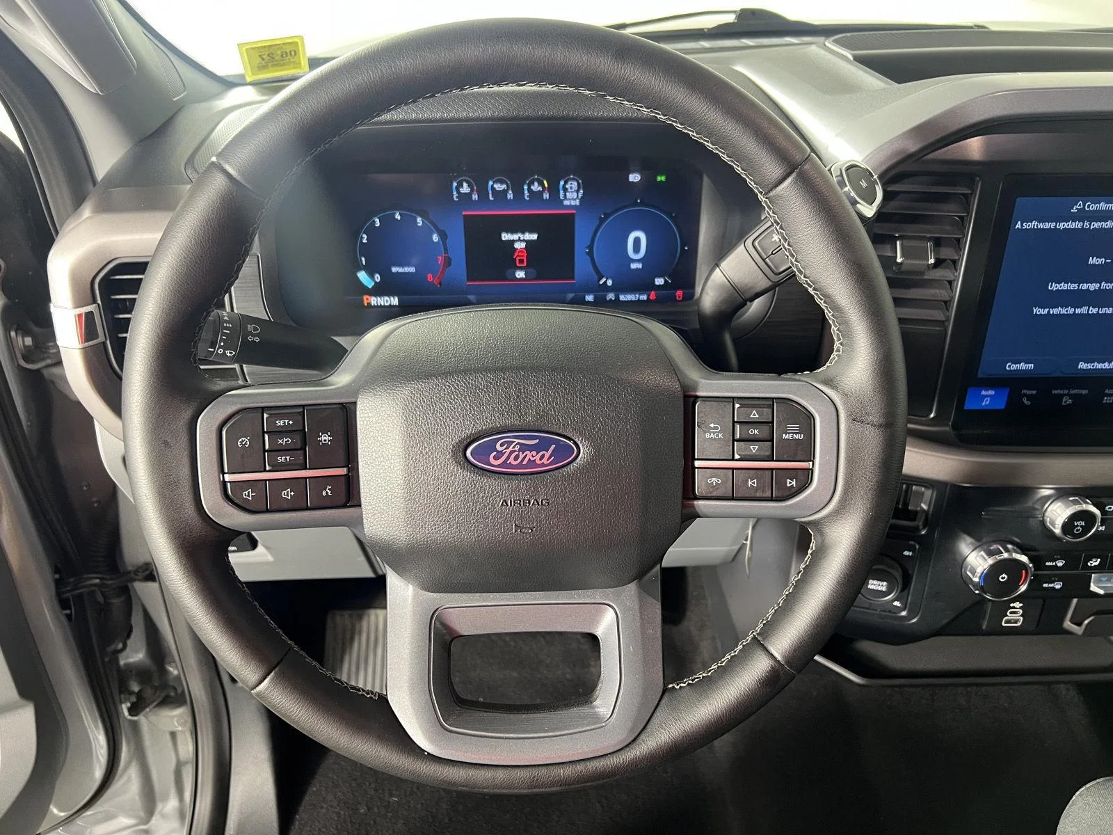 Used 2025 Silver Ford XLT image 11