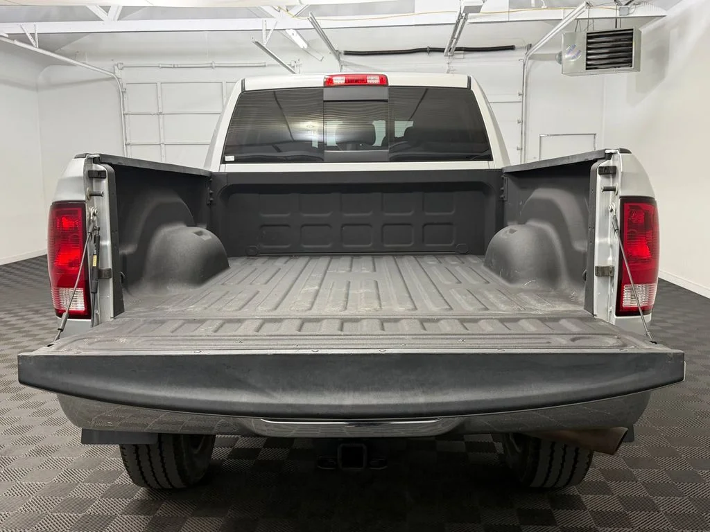 Used 2015 Bright Silver Metallic Clearcoat Ram Big Horn image 28