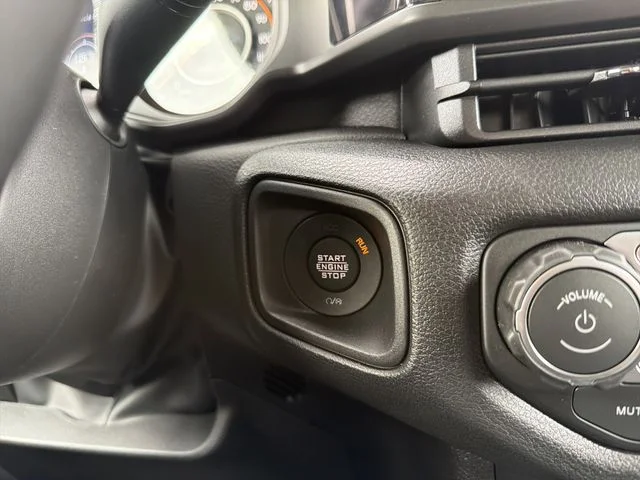 New 2026 Reign Exterior Paint Jeep Sport S image 26