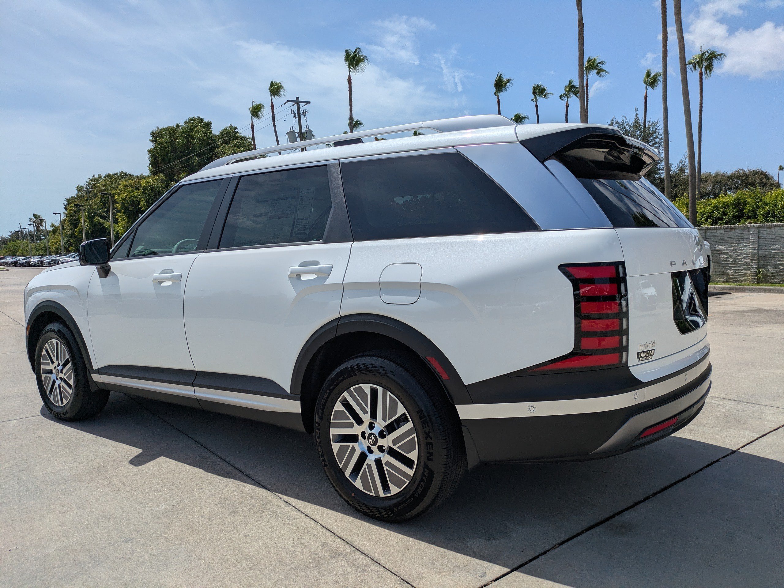 New 2026 Creamy White Pearl Hyundai SEL Premium 7P image 4
