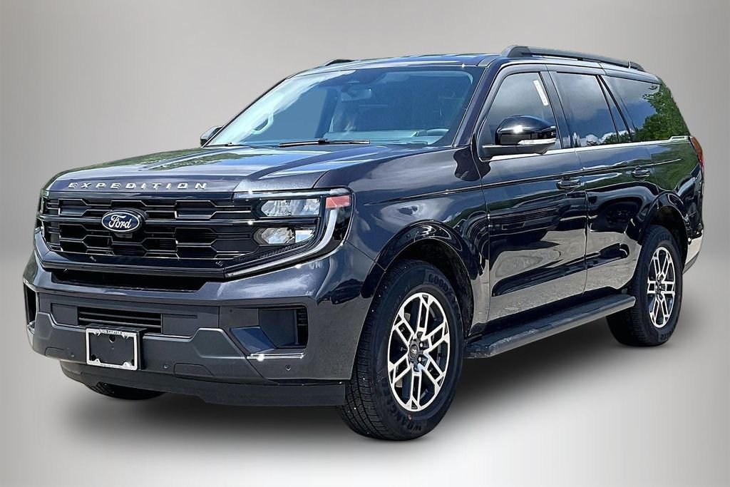 New 2026 Dark Matter Gray Metallic Ford Active image 2