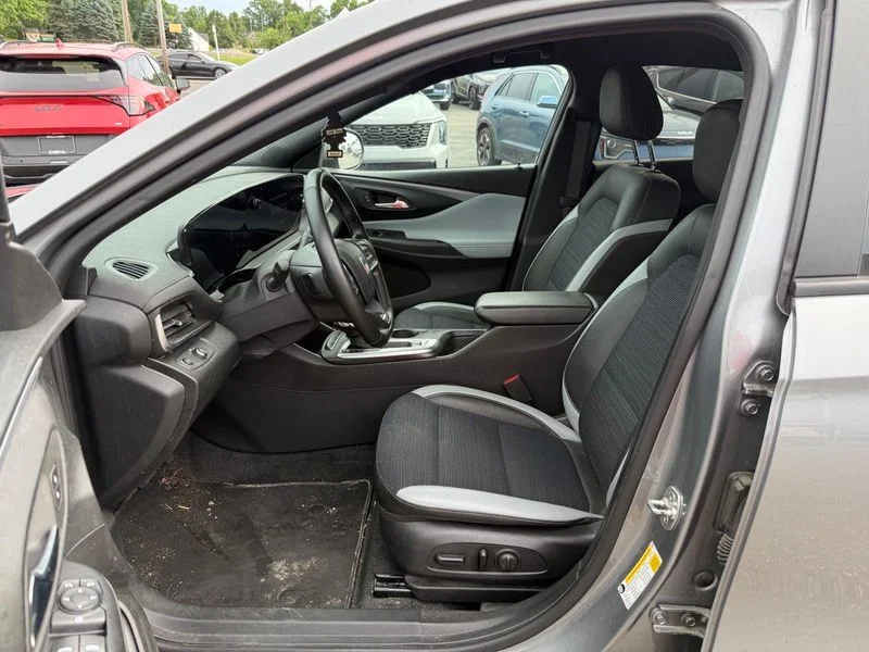 Used 2024 Gray Buick Preferred image 8