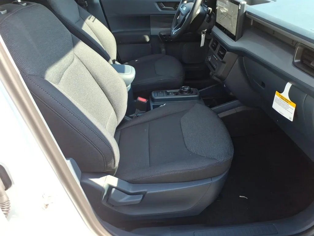 New 2026 Oxford White Ford XL image 7