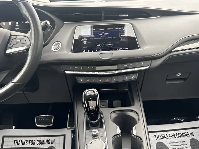 2023 Cadillac XT4 Sport - Photo 14