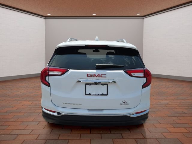 Used 2024 Summit White GMC SLT image 30