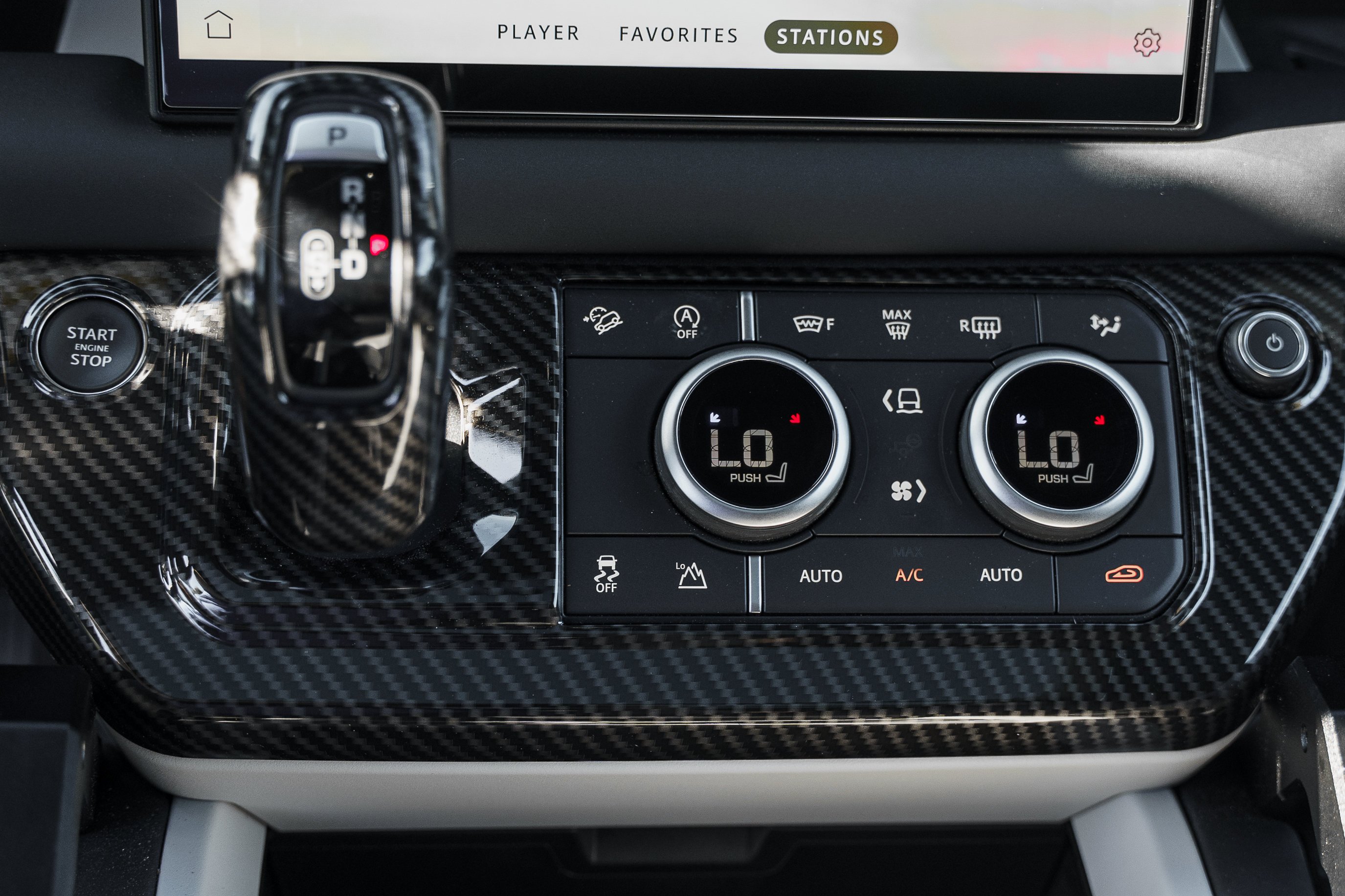 Used 2025 Fuji White Land Rover S image 11