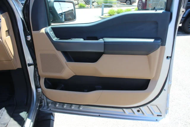 Used 2021 Silver Ford XLT image 29