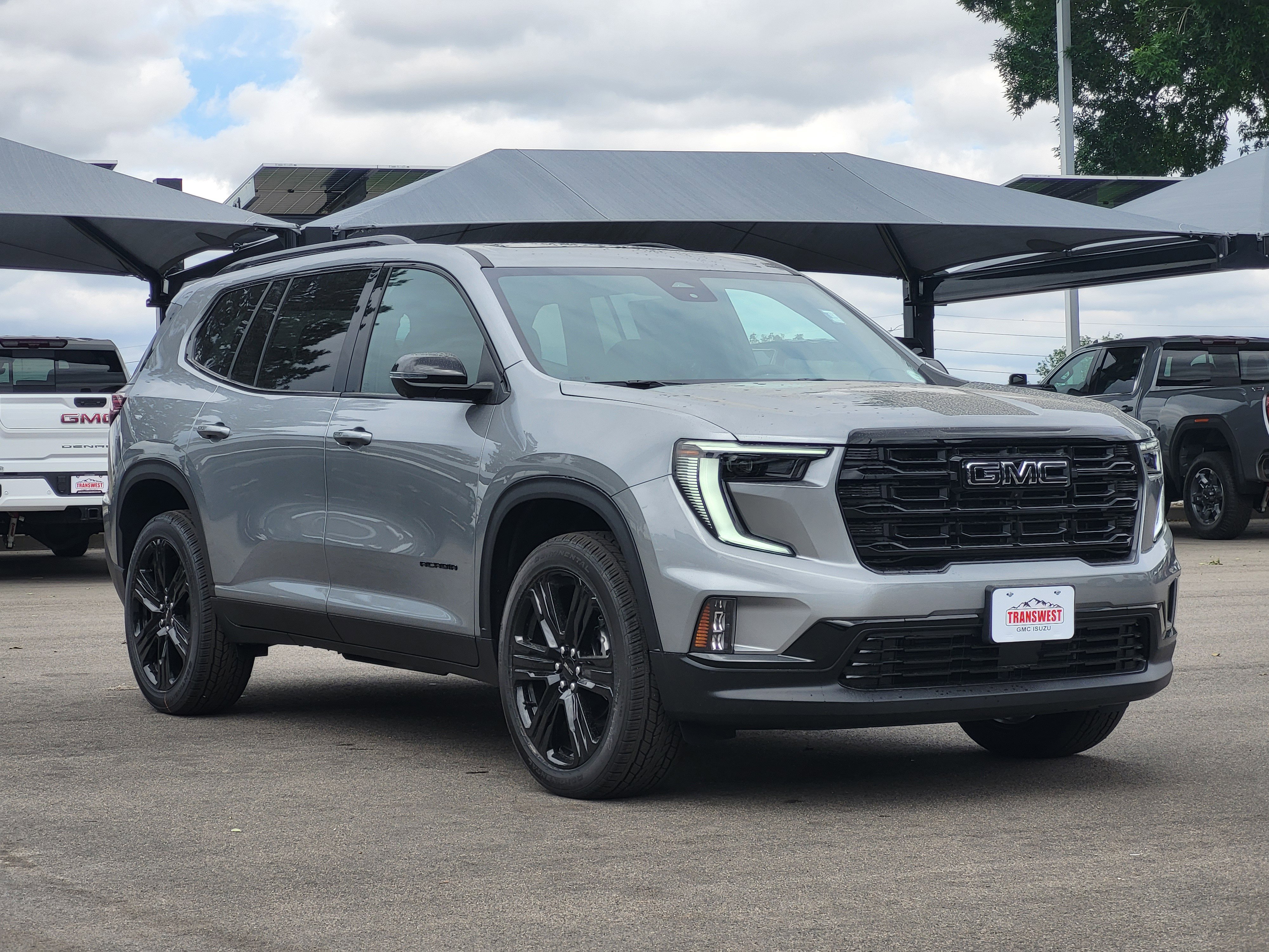 New 2026 Sterling Metallic GMC Elevation image 3