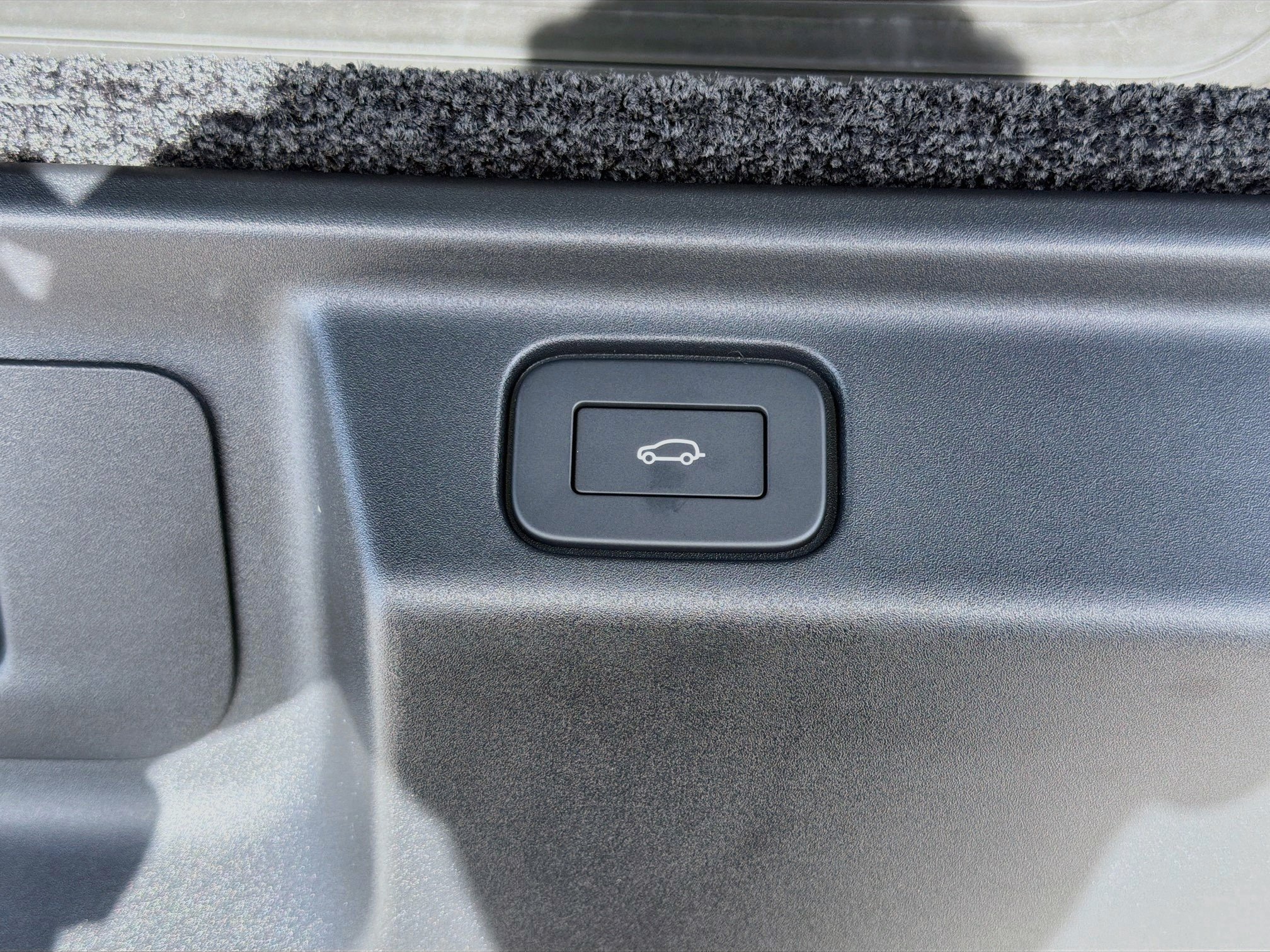 New 2026 Fuji White LAND ROVER SE 7 Seats image 46
