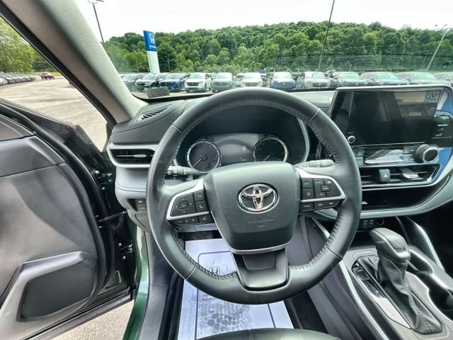 Used 2024 Cypress Toyota XLE image 13