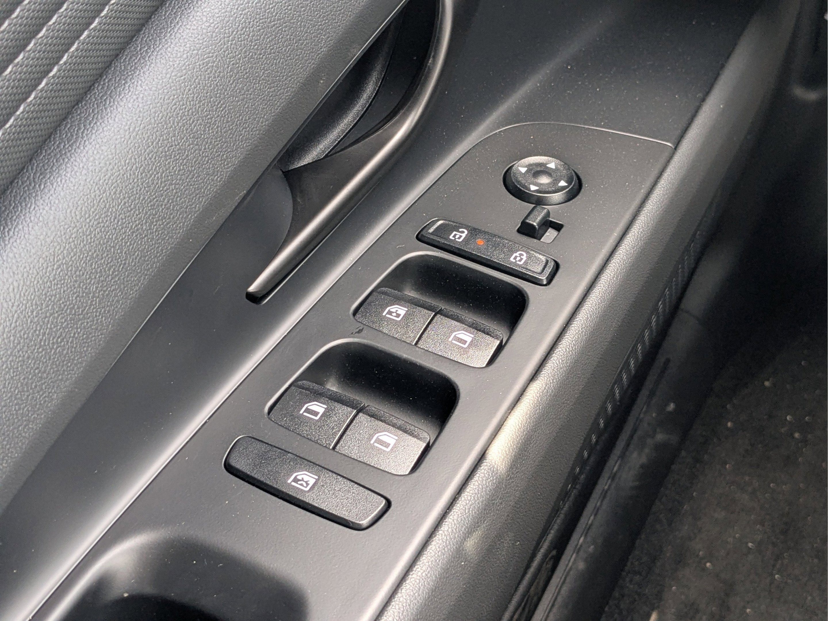 New 2026 Ecotronic Gray Hyundai SEL Sport Premium image 27