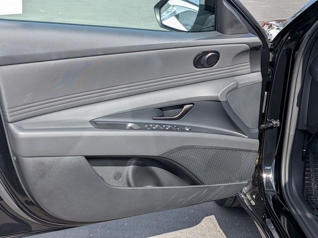 Certified Used 2026 Black Hyundai SEL Sport image 12