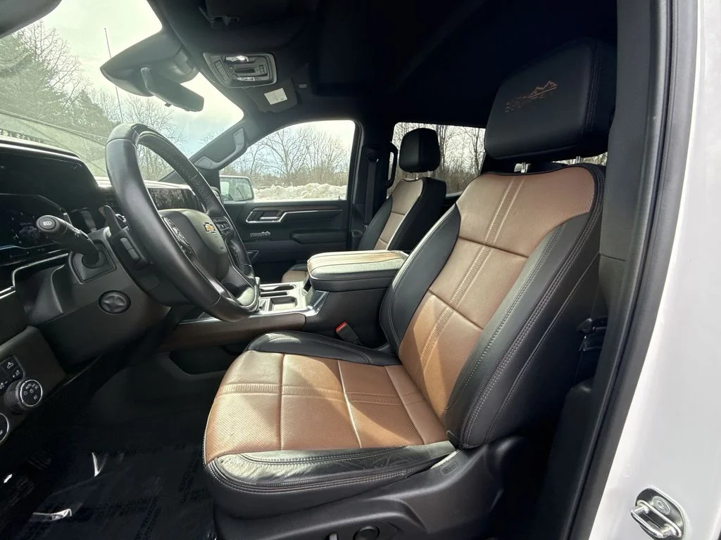 Used 2024 Beige Chevrolet High Country image 11