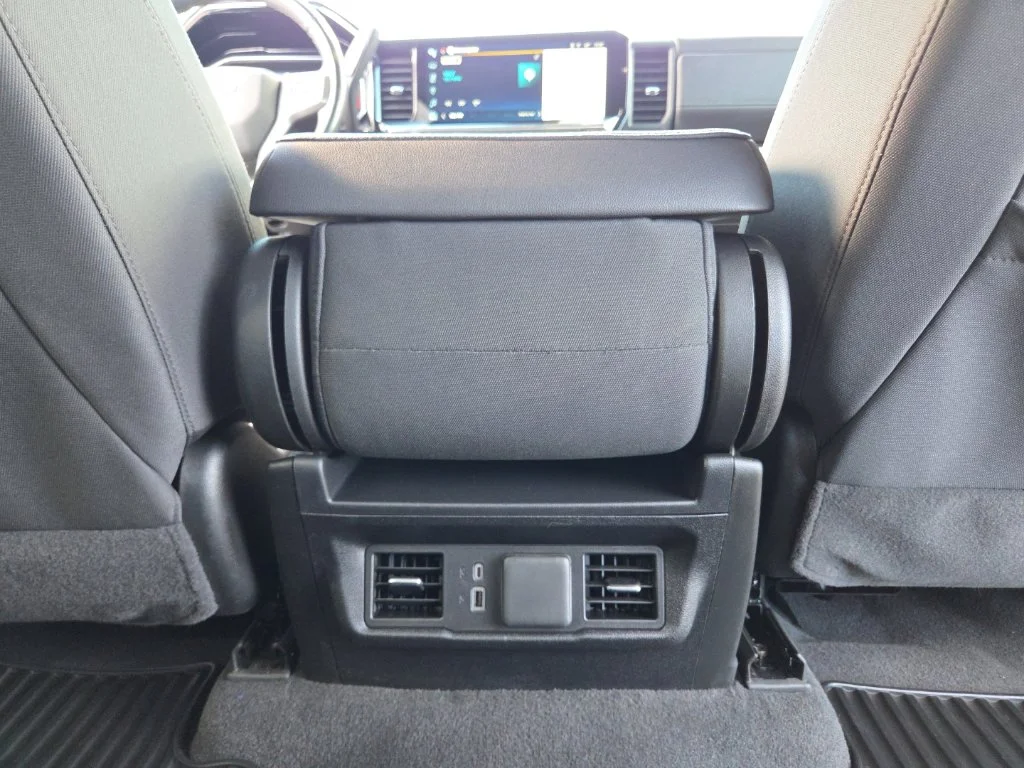 Used 2025 White Chevrolet LT image 23