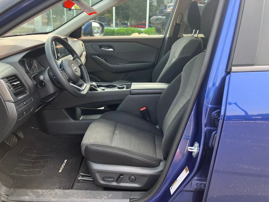 2023 Nissan Rogue SV - Photo 10