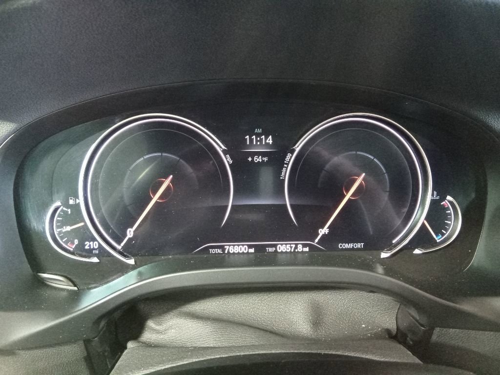 Used 2019 Phytonic Blue Metallic BMW xDrive30i image 11
