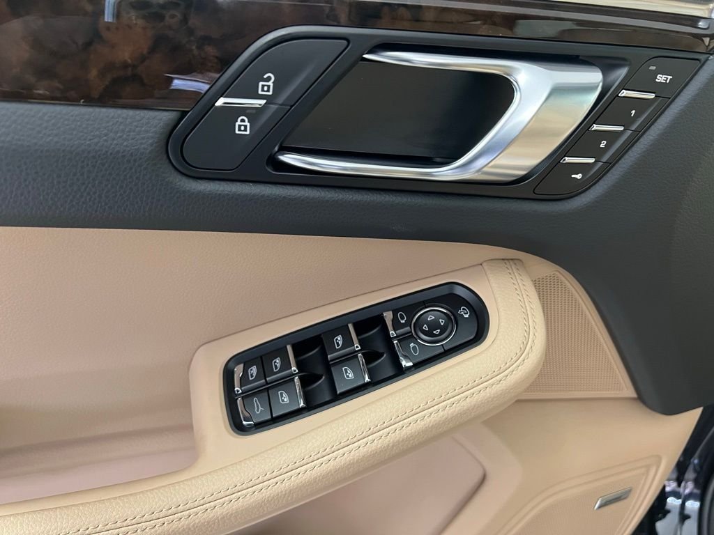 2026 Porsche Macan Base - Photo 27