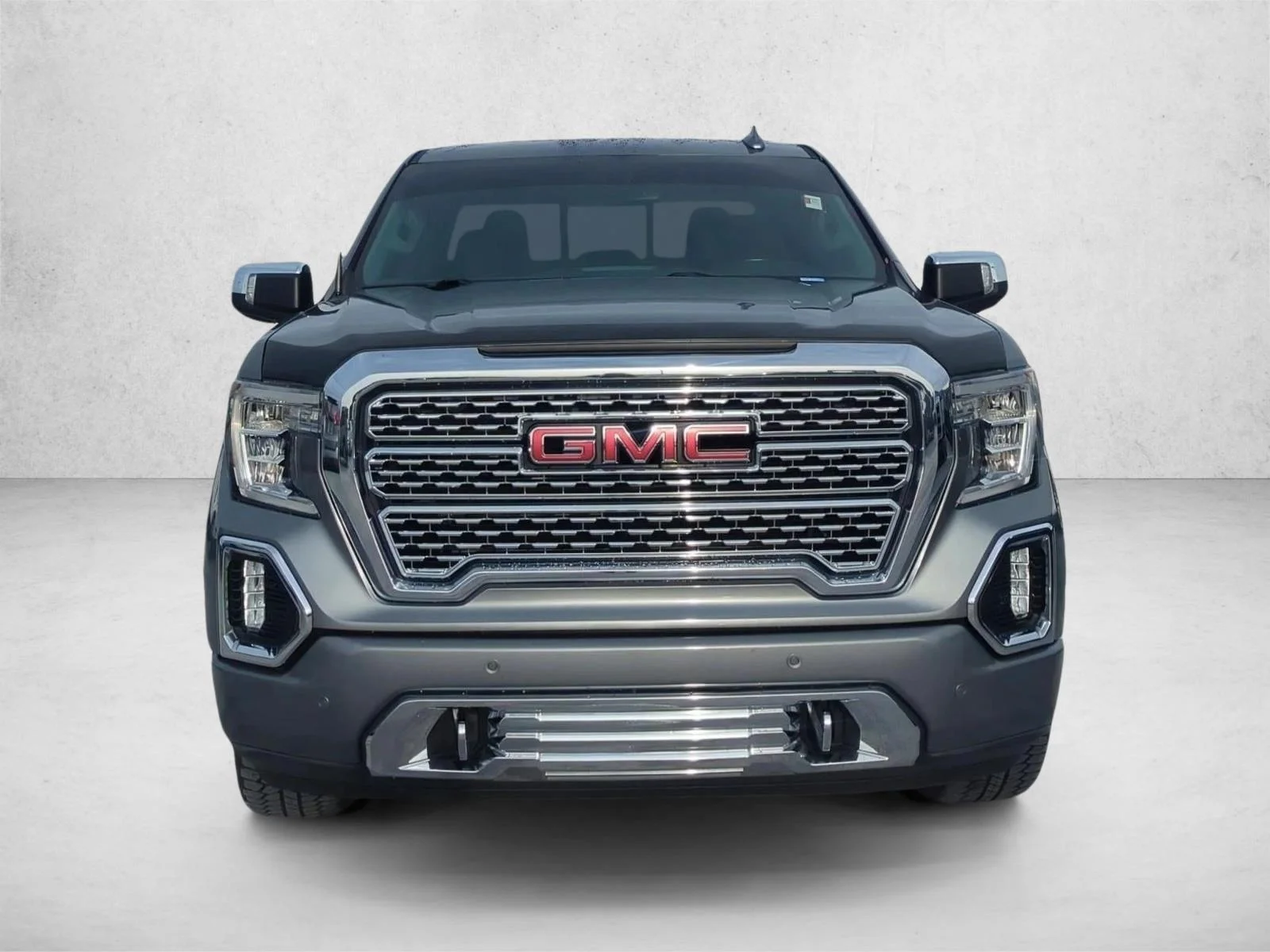 Used 2020 Satin Steel Metallic GMC Denali image 2