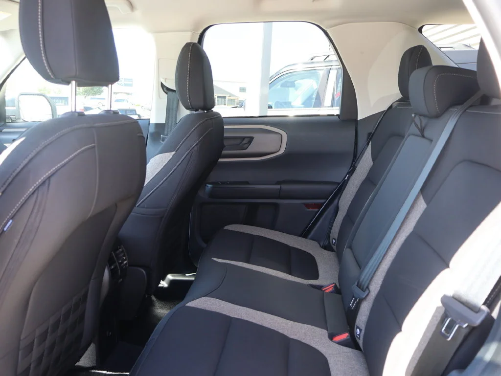 Used 2025 Oxford White Ford Big Bend image 16