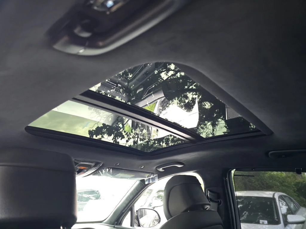 New 2027 Black Genesis 3.5T e-SC image 9