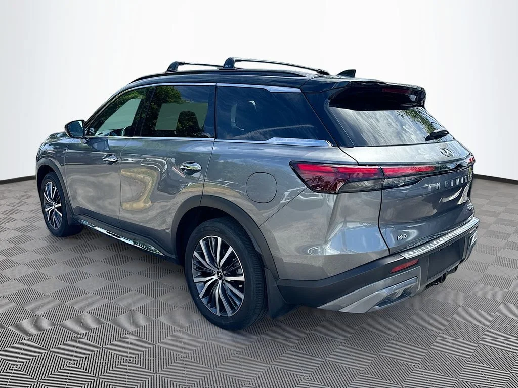 Certified Used 2023 Gray INFINITI Autograph image 8