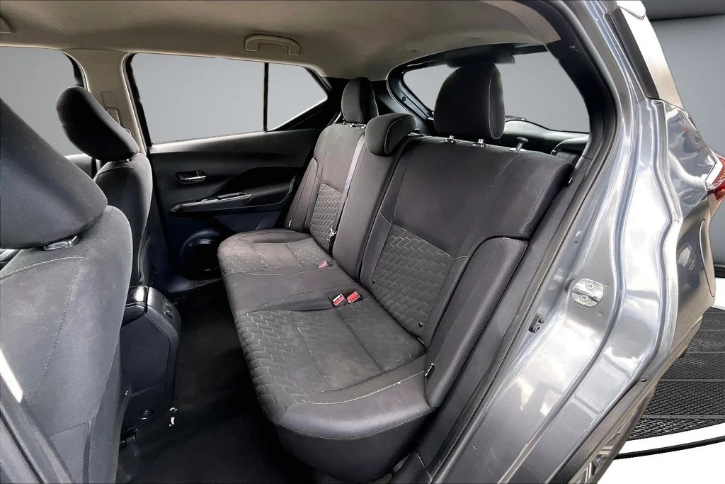 Used 2022 Gray Nissan SV image 22