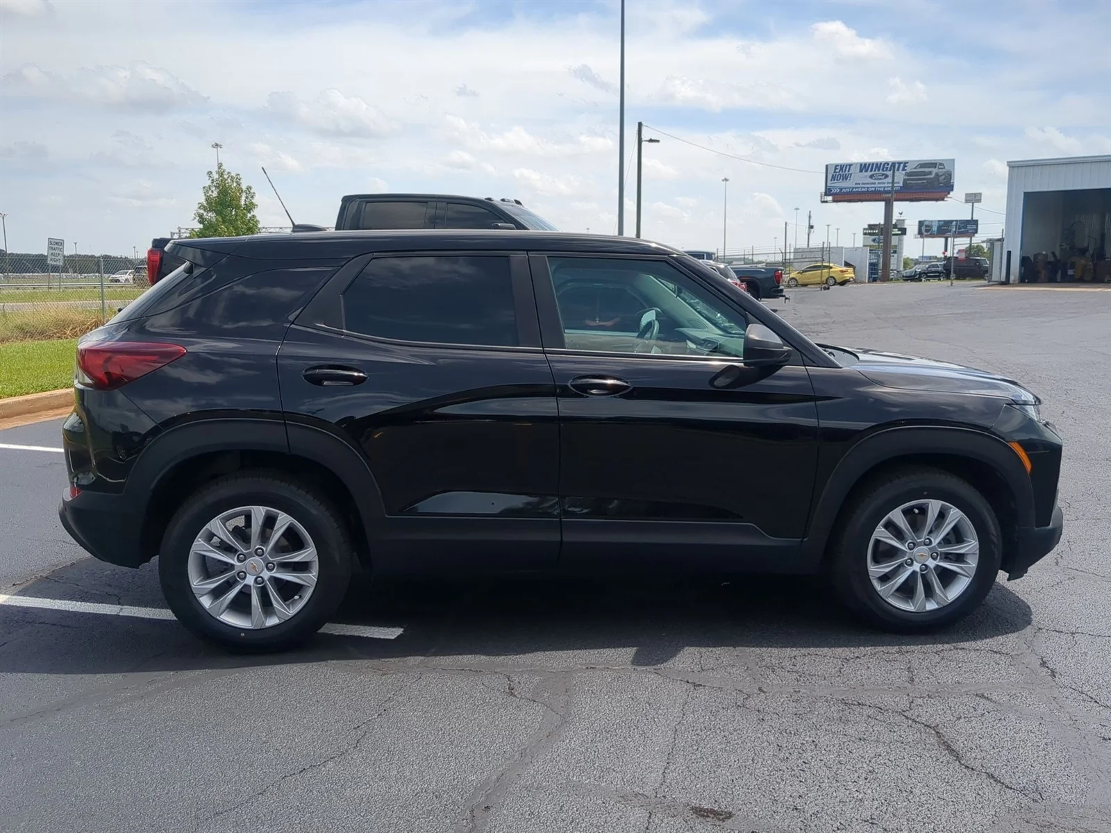Used 2022 Mosaic Black Metallic Chevrolet LS image 9