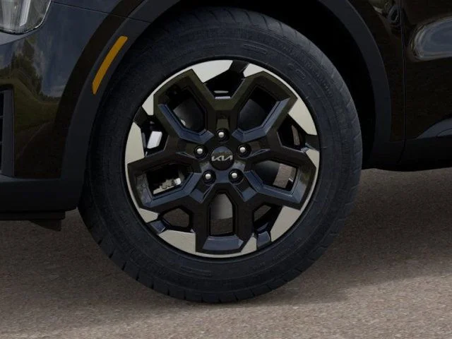 New 2026 Ebony Black Kia S image 9