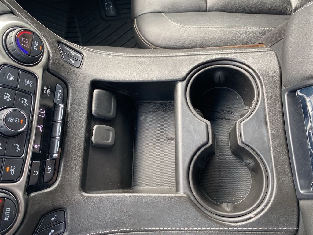 Used 2019 Gray Chevrolet LT image 27