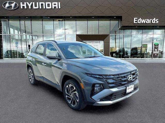New 2026 Gray Hyundai SEL Plus AWD image 4