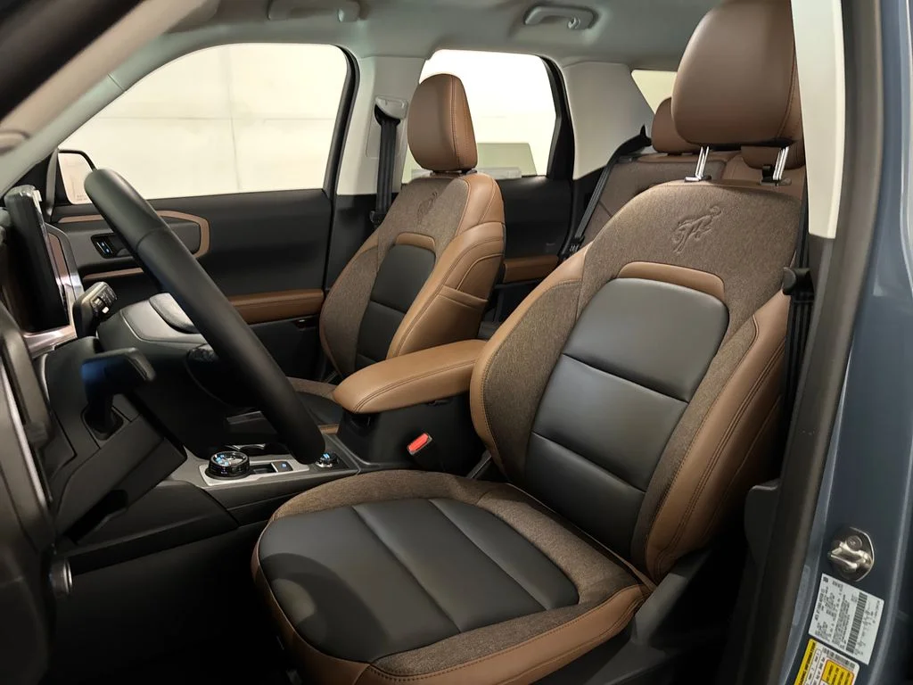 New 2026 Gray Ford Outer Banks image 24