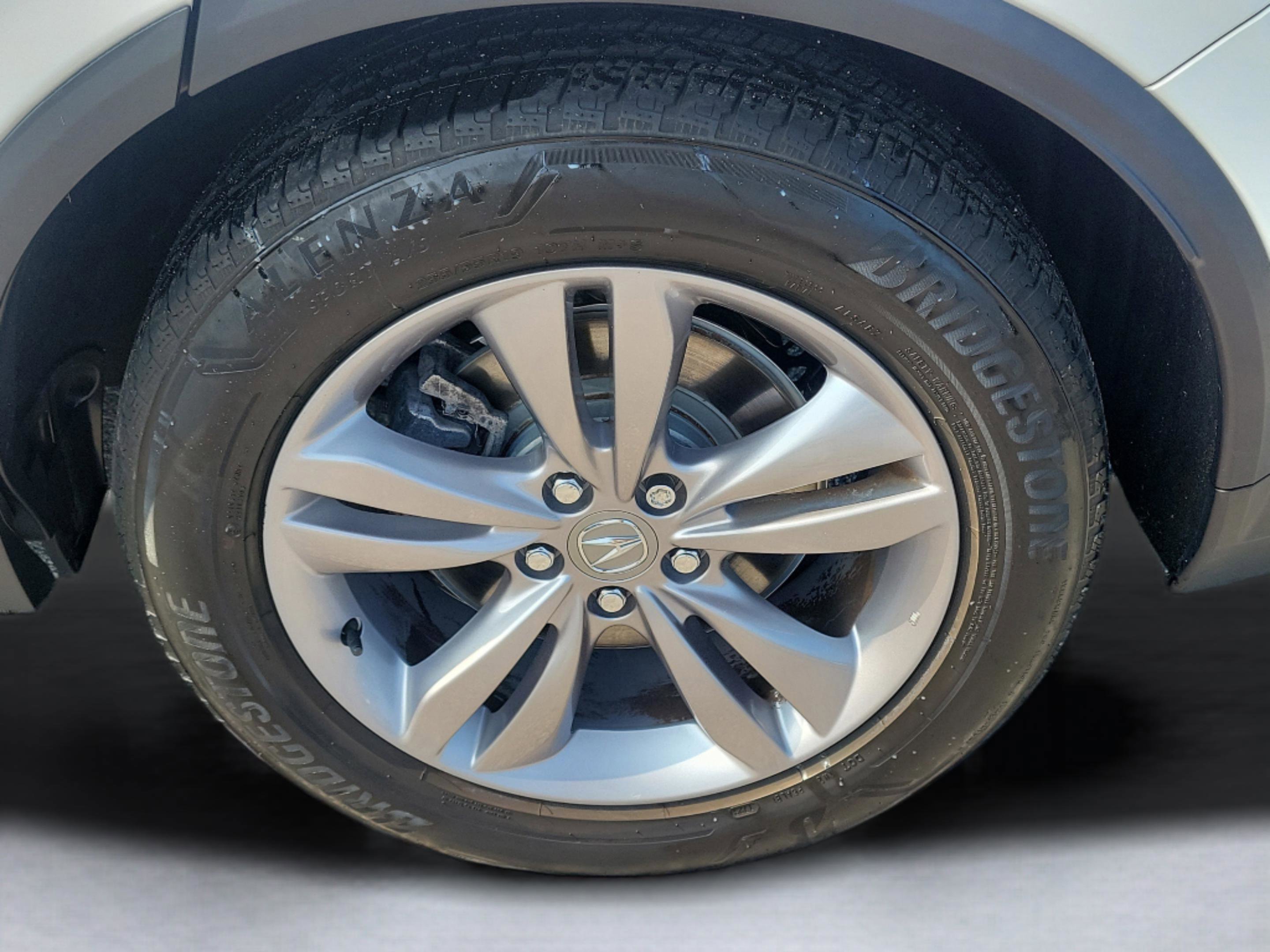 Used 2024 Platinum White Pearl Acura 3.5L image 6