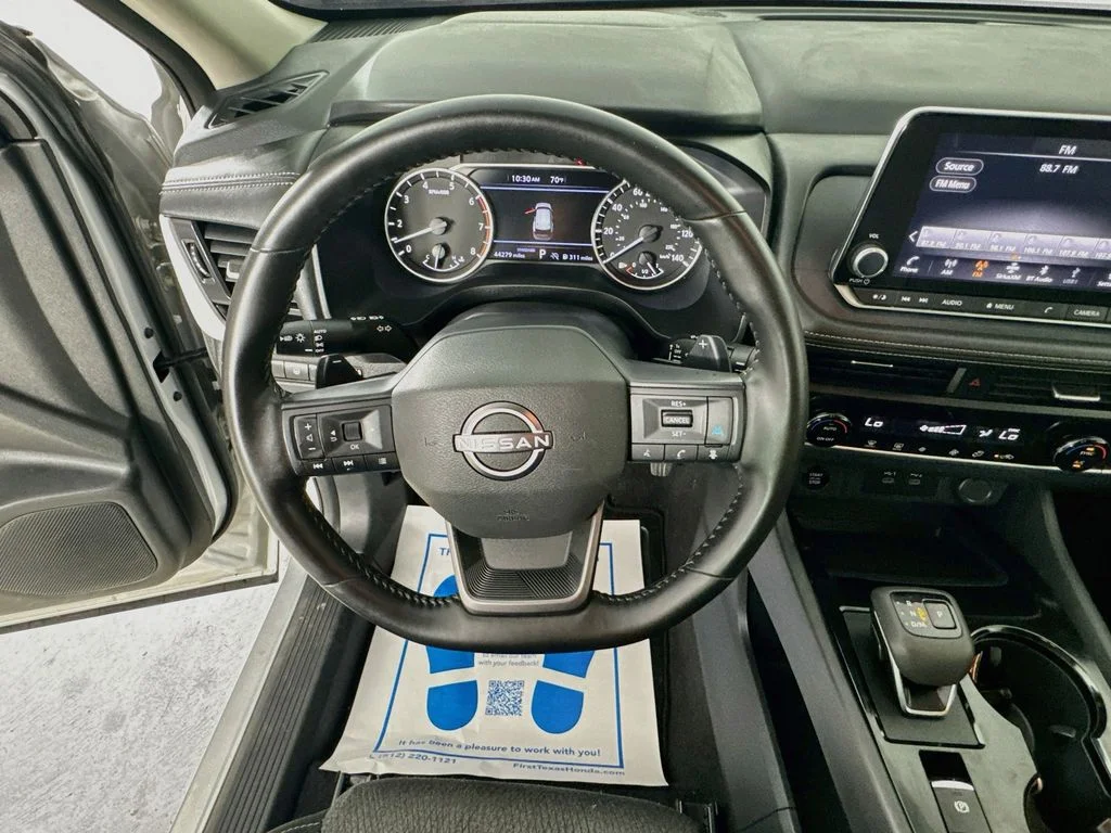 Used 2025 Silver Nissan SV image 12