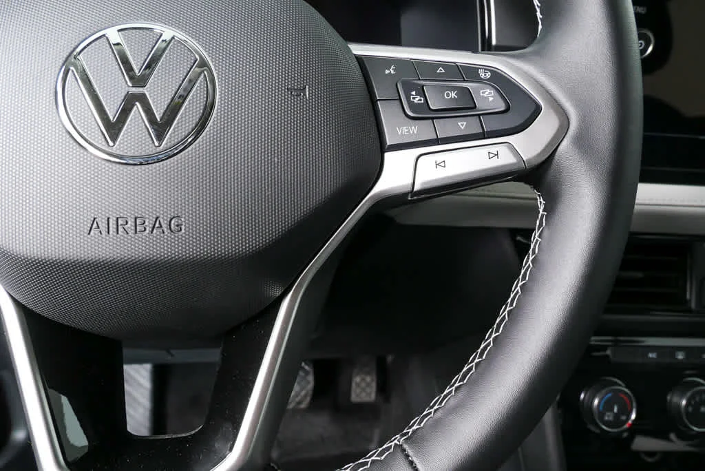 New 2026 Platinum Gray Metallic Volkswagen S image 10