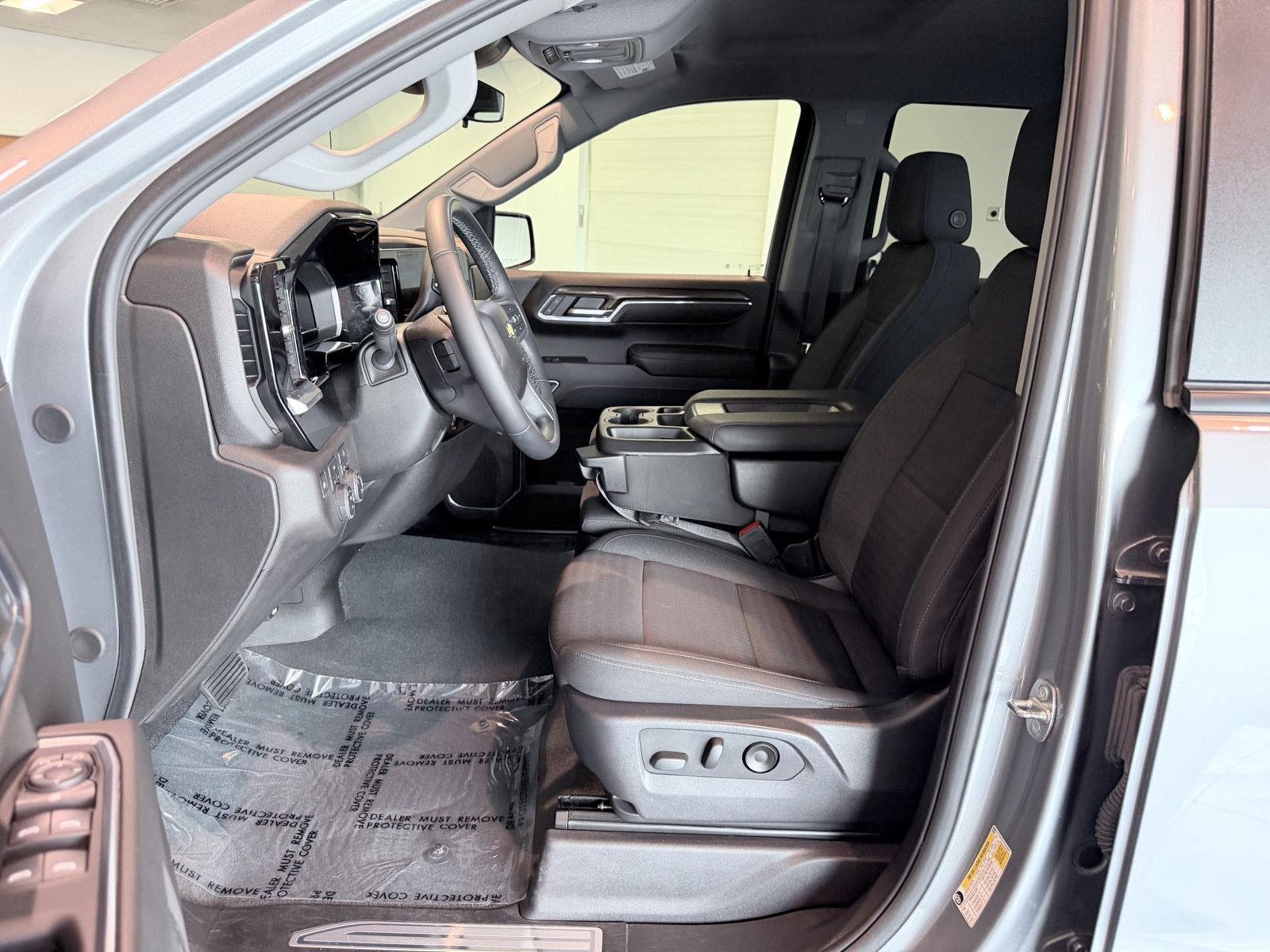 2024 Chevrolet Silverado 1500 LT - Photo 33
