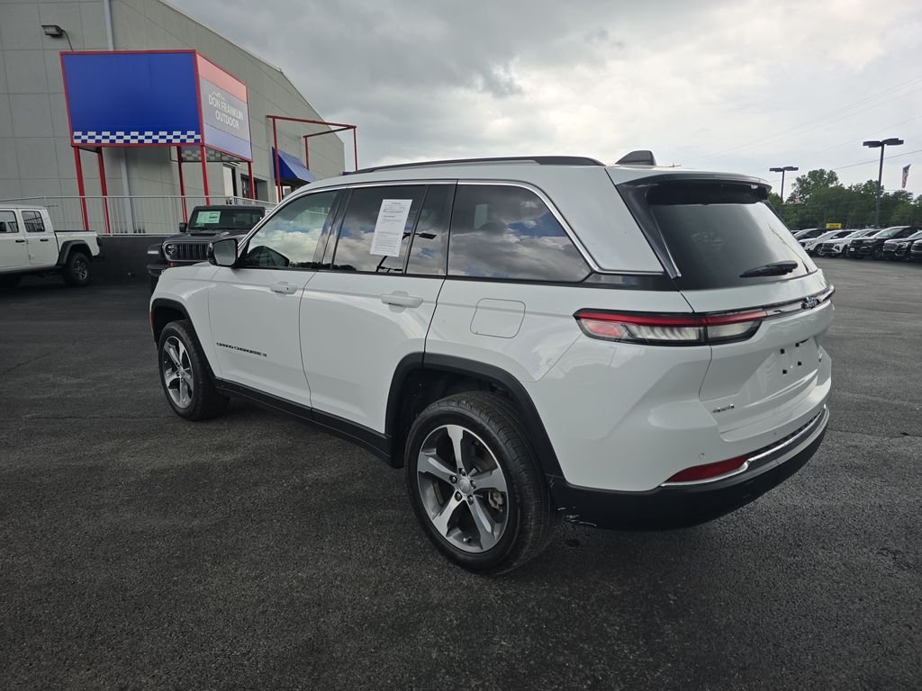 Used 2023 White Jeep Limited image 3