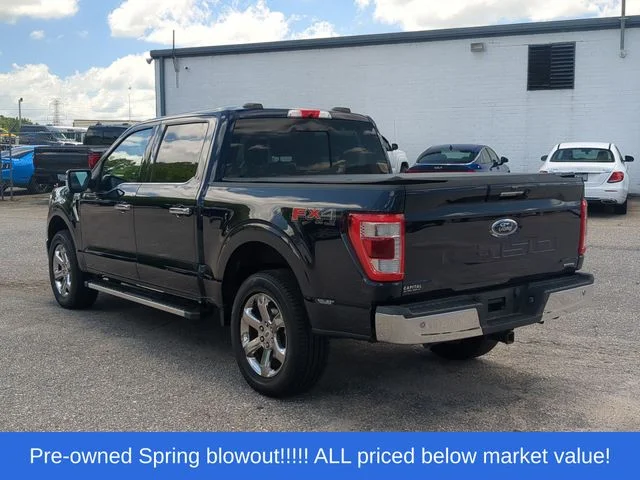 Used 2022 Blue Ford Lariat image 11