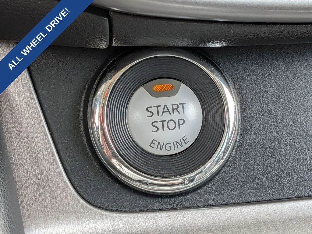 Used 2023 Blue Nissan SL image 15