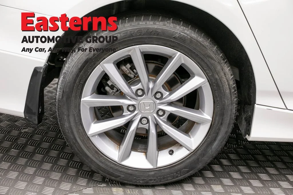 Used 2021 White Honda LX image 29