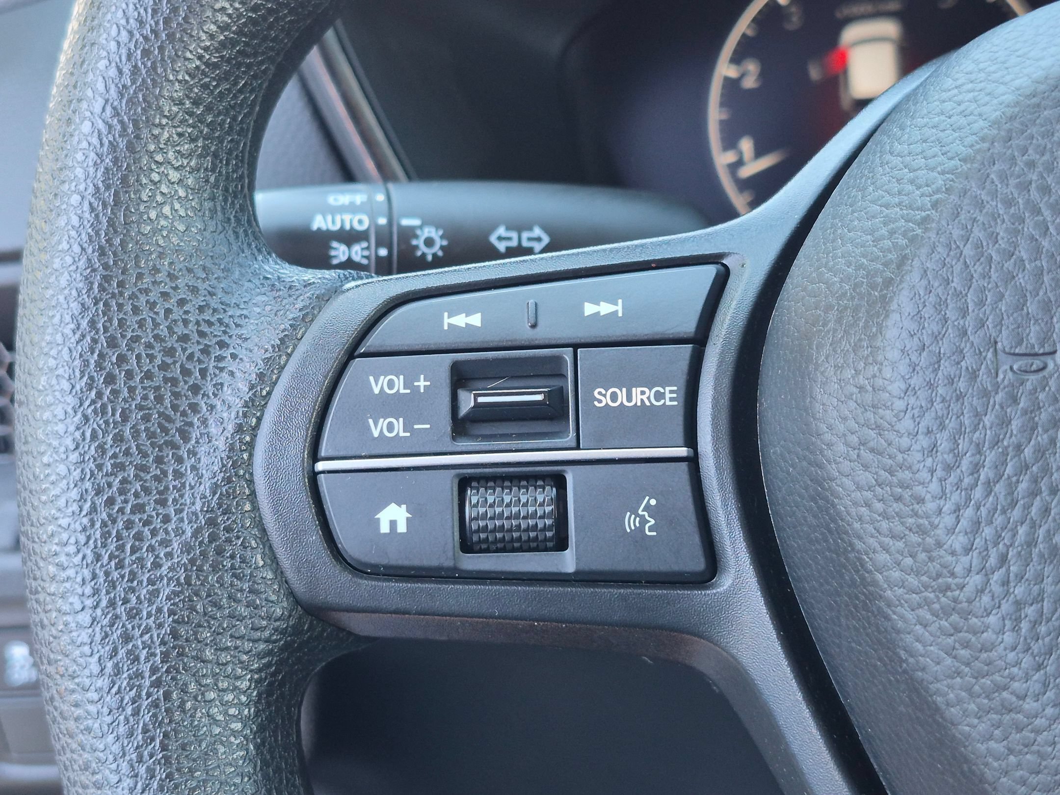 Certified Used 2023 Urban Gray Pearl Honda LX AWD image 15