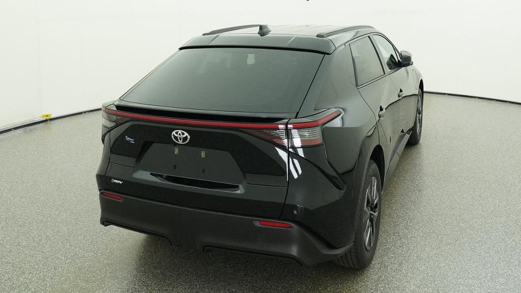 New 2026 Midnight Black Metallic Toyota XLE image 22