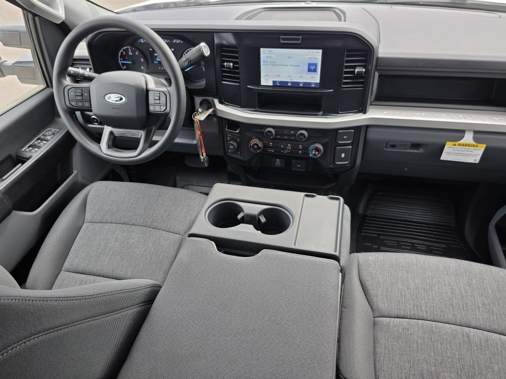New 2025 Oxford White Ford XL image 32