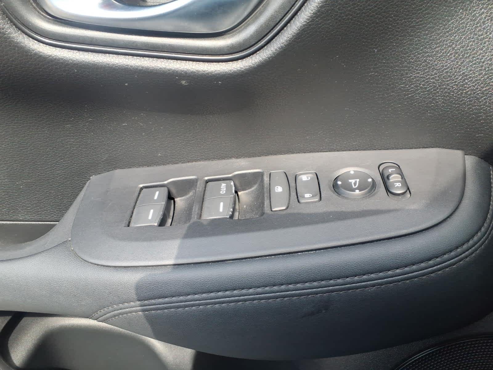 2023 Honda HR-V LX - Photo 17