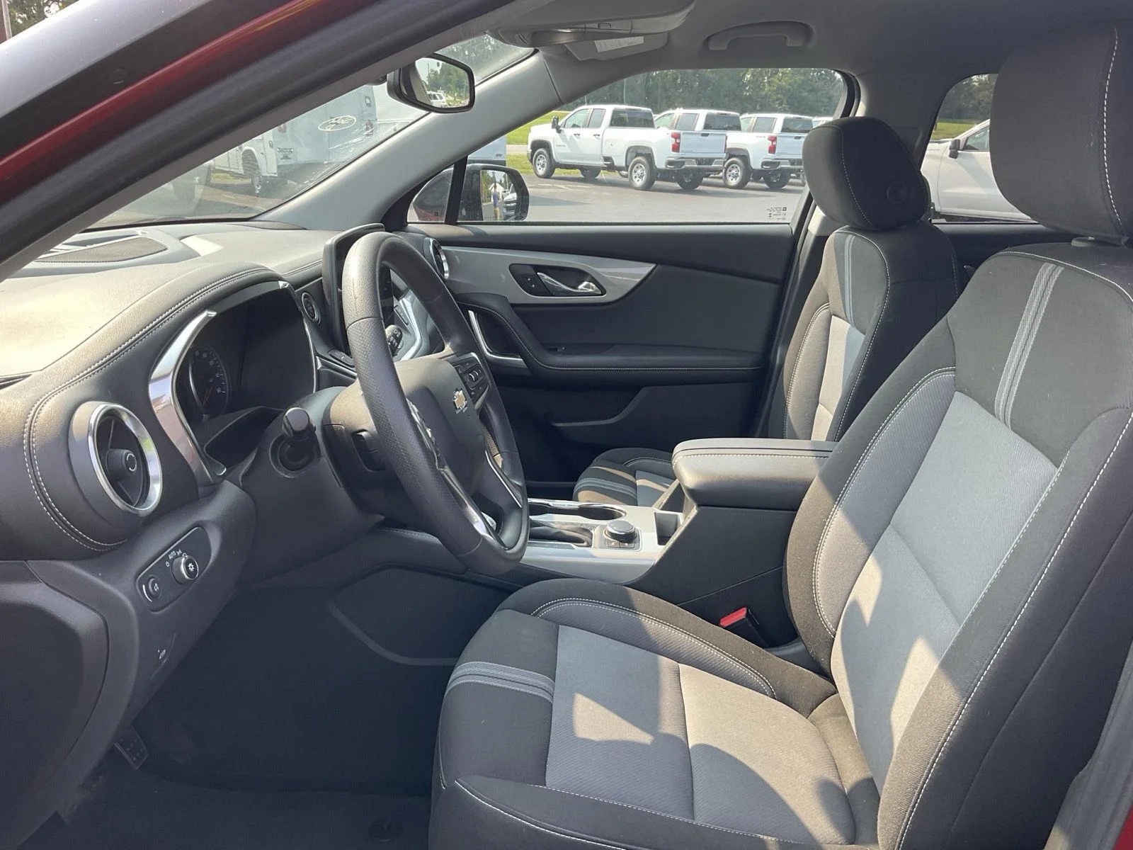 Used 2024 Radiant Red Tintcoat Chevrolet LT image 9