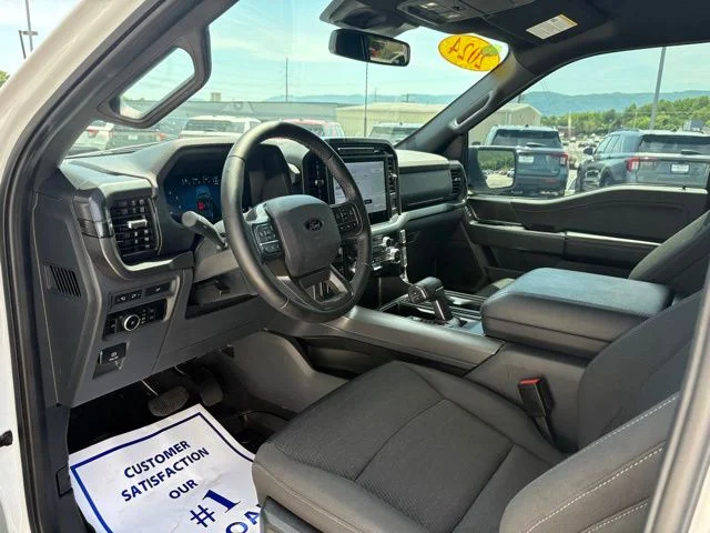Used 2024 White Ford XLT image 3