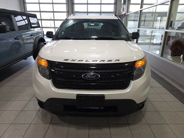 Used 2014 White Ford Sport image 2