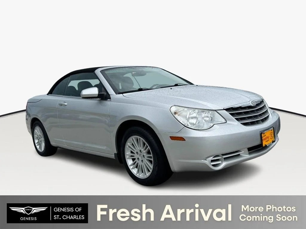 2010 Chrysler Sebring Touring's photo