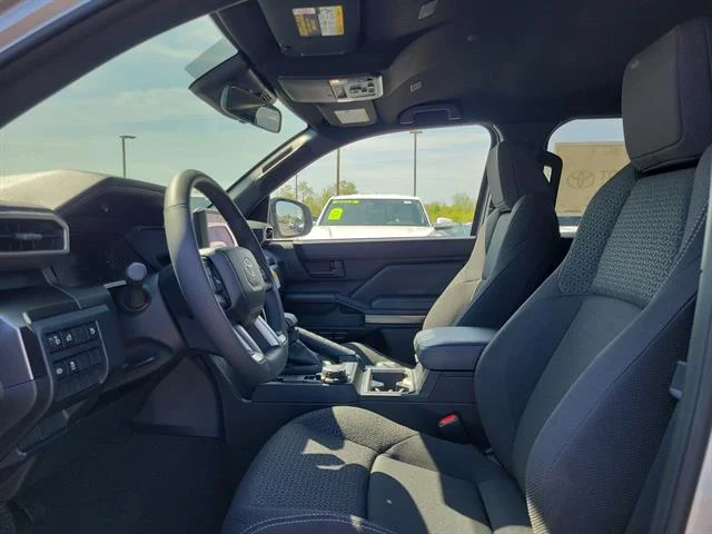 2026 Toyota 4Runner SR5 - Photo 15